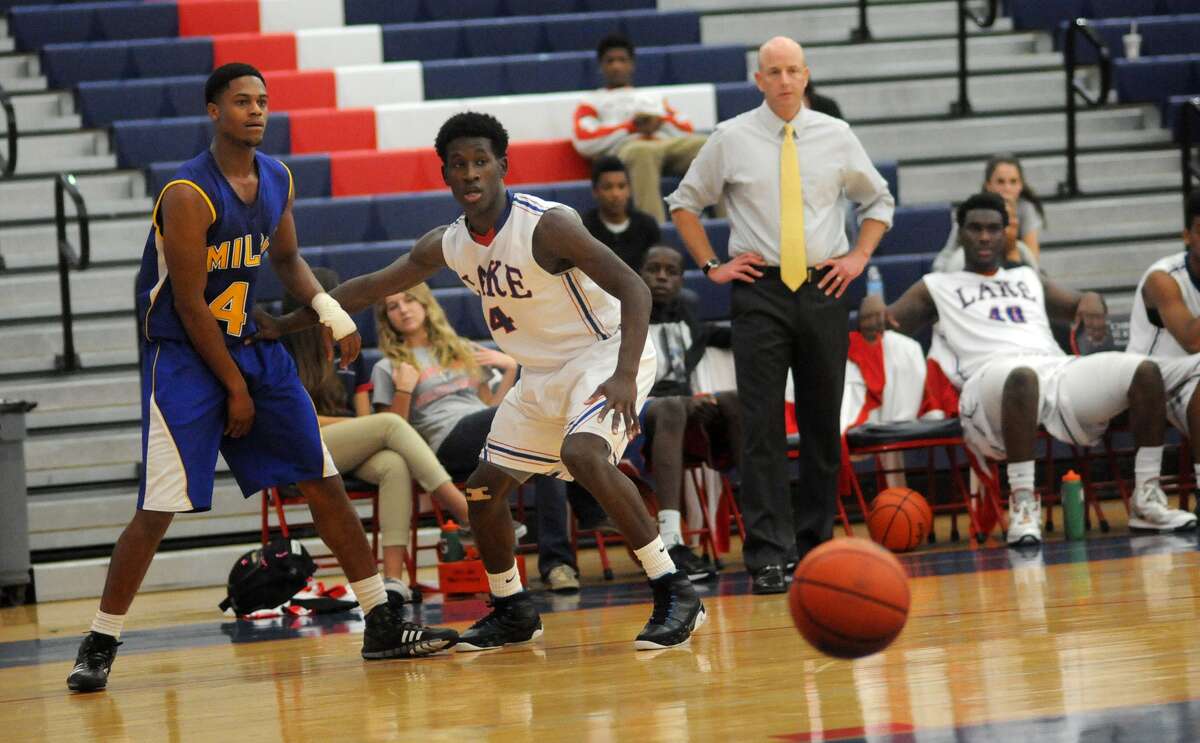 Basketball Clear Lake is soaring early in the season