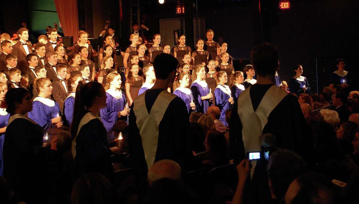 Heralding the holidays Staples' Candlelight Concerts a 'sound