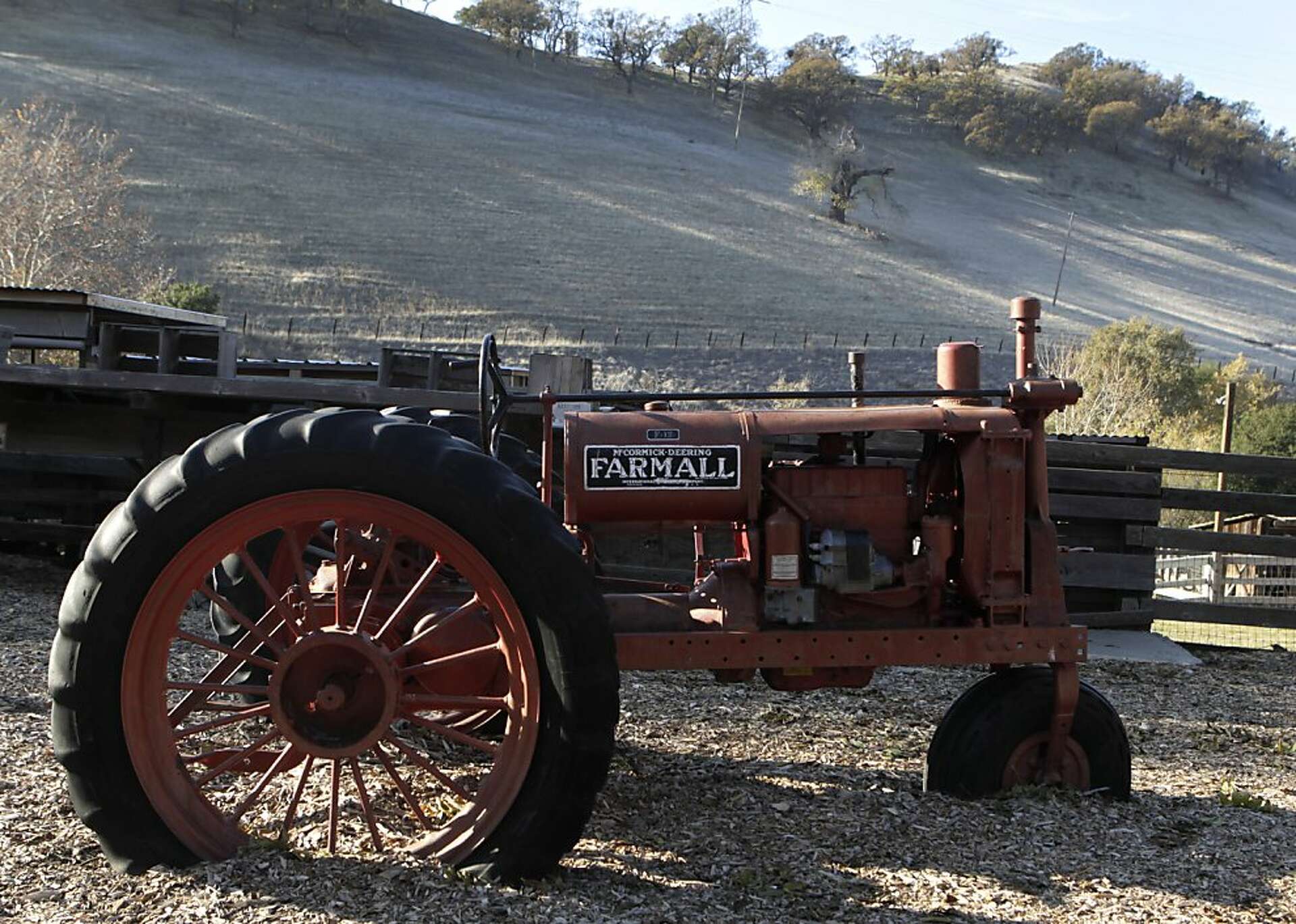 Borges Ranch to Castle Rock: Day hike full of variety