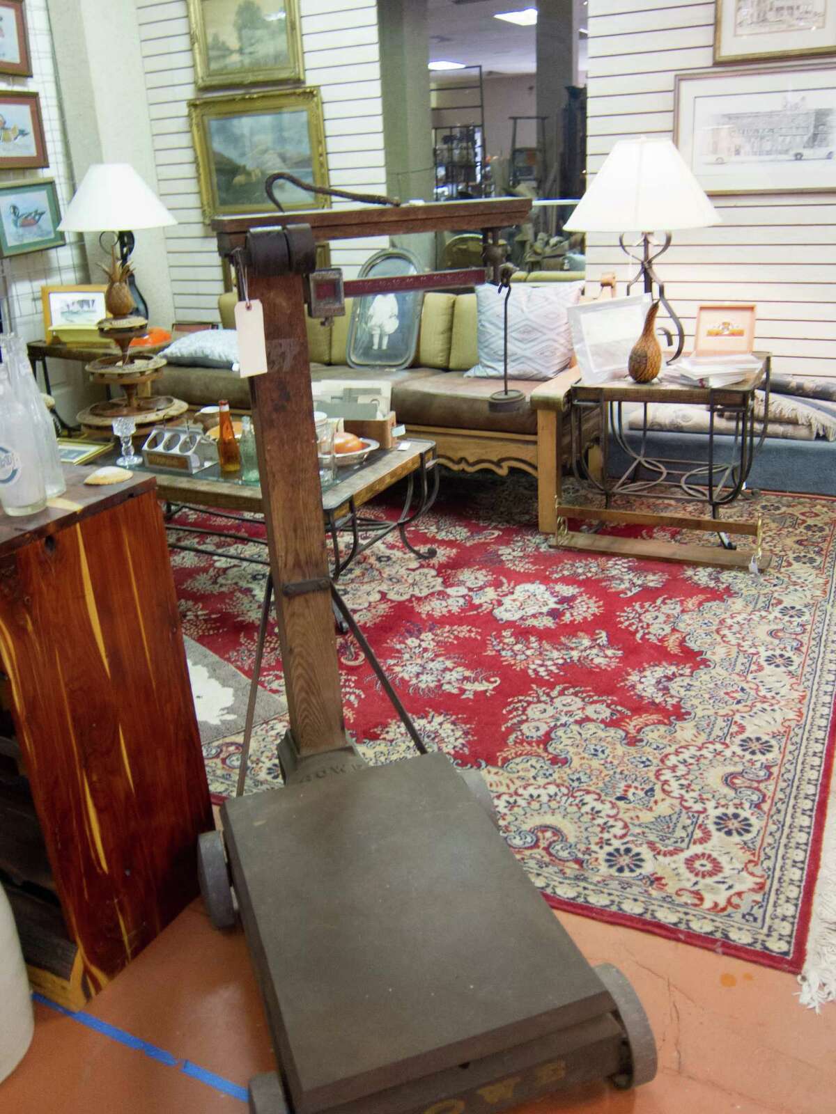 Smithville Throwback charm, goodies galore