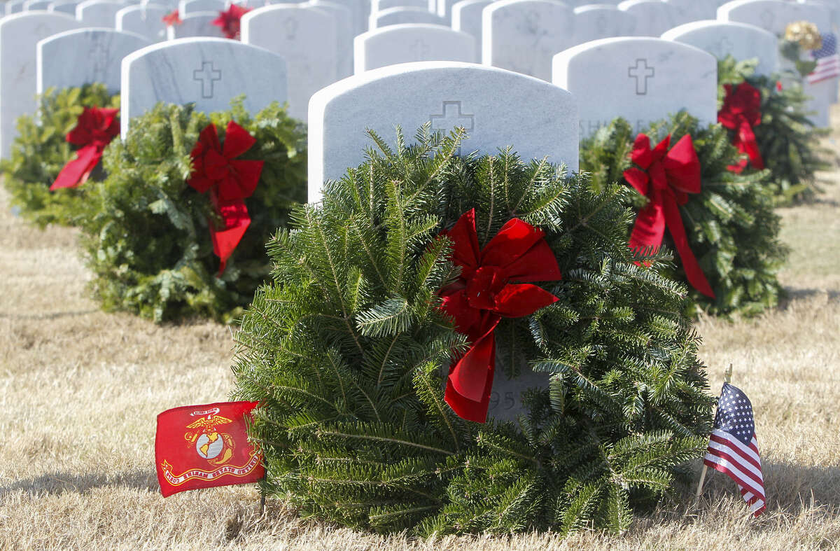 Respect Bestowed With Wreaths SA Event Attracts Thousands