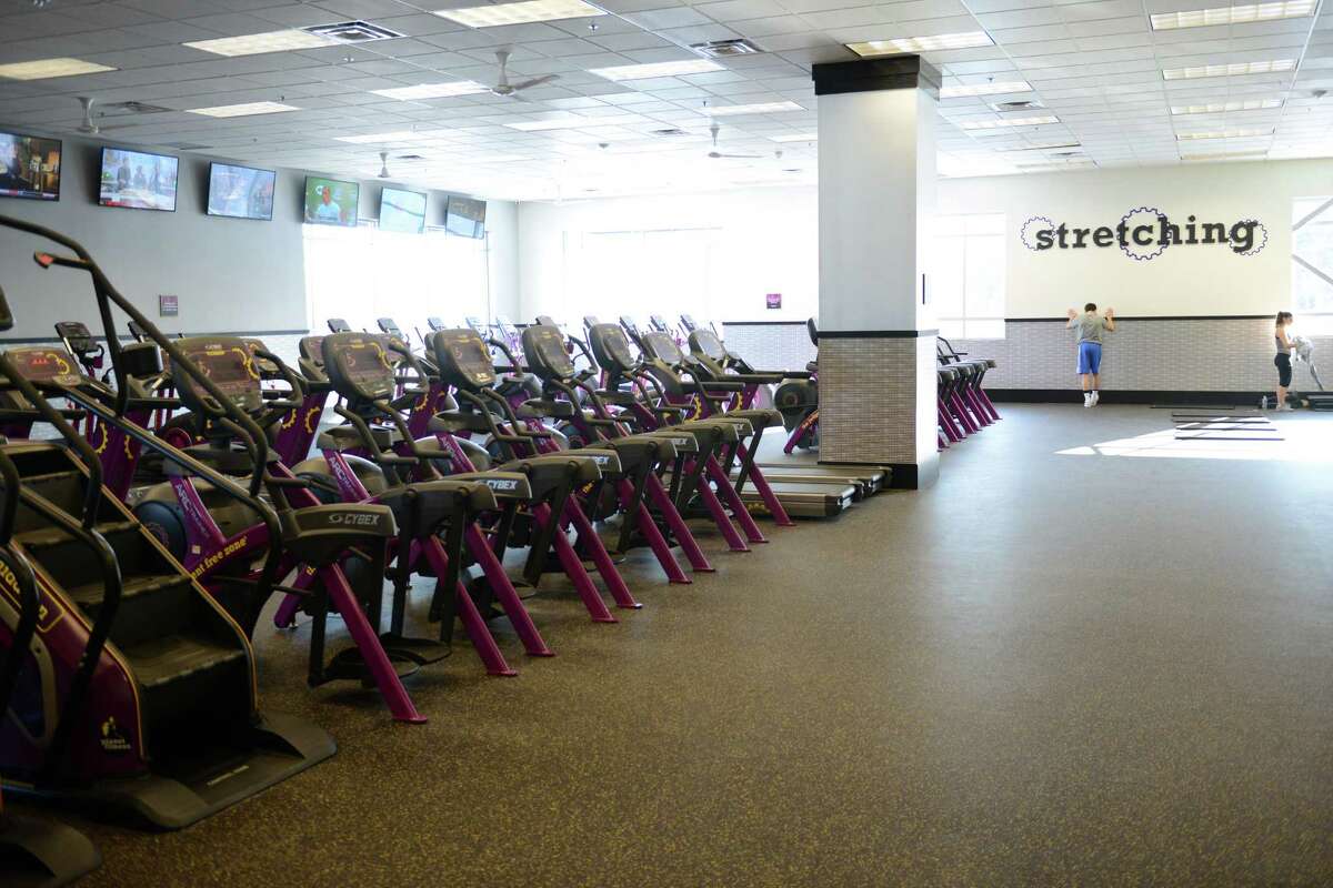 Fitness opens in former Borders bookstore