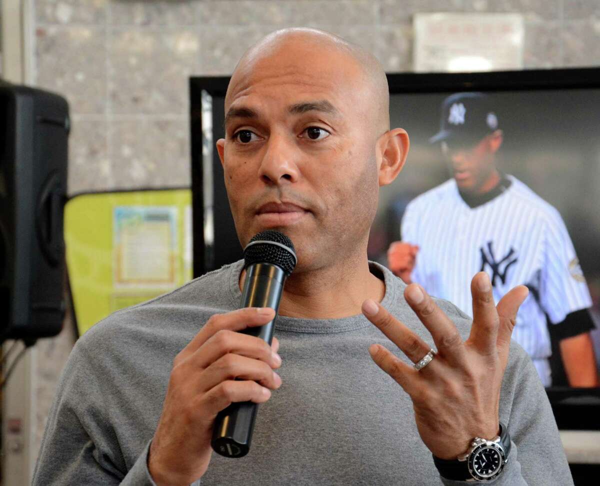 Yankees' closer Mariano Rivera holds baseball clinic in Danbury