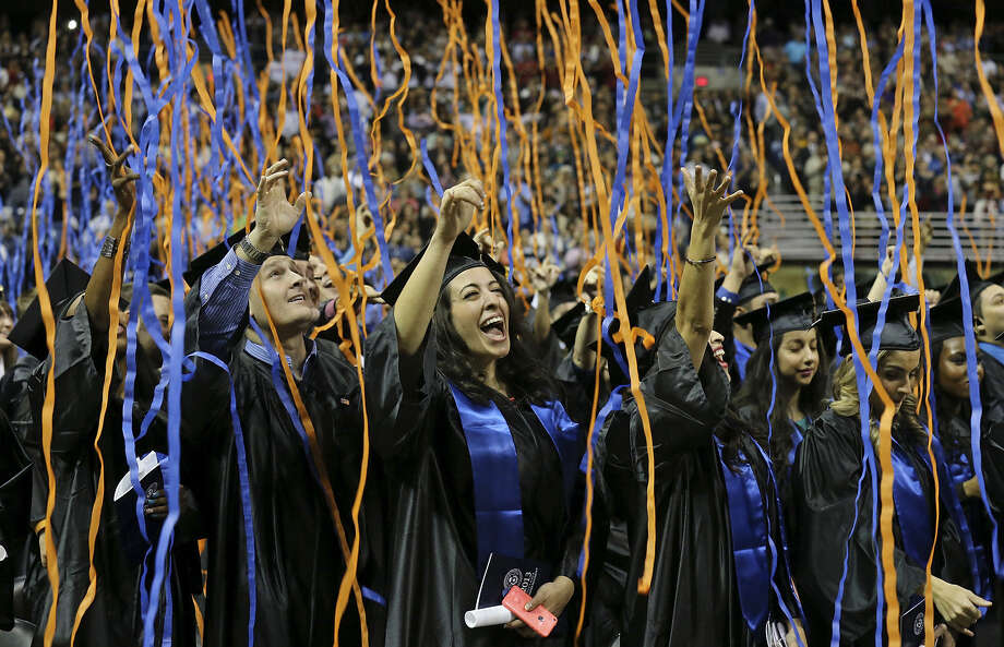 UTSA's December grads all smiles at commencement San Antonio ExpressNews