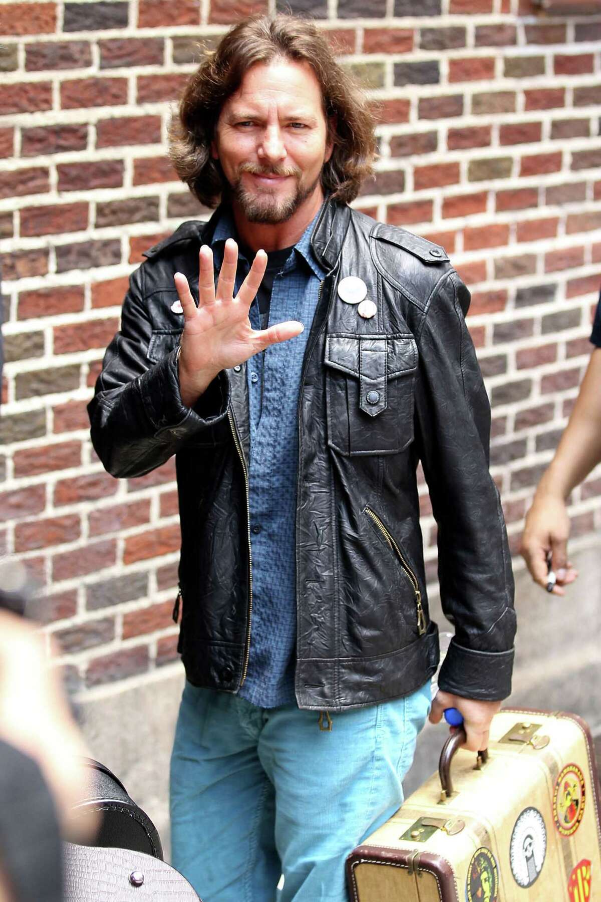 Eddie Vedder joins Beyoncé, Ed Sheeran at Global Citizen’s Festival in