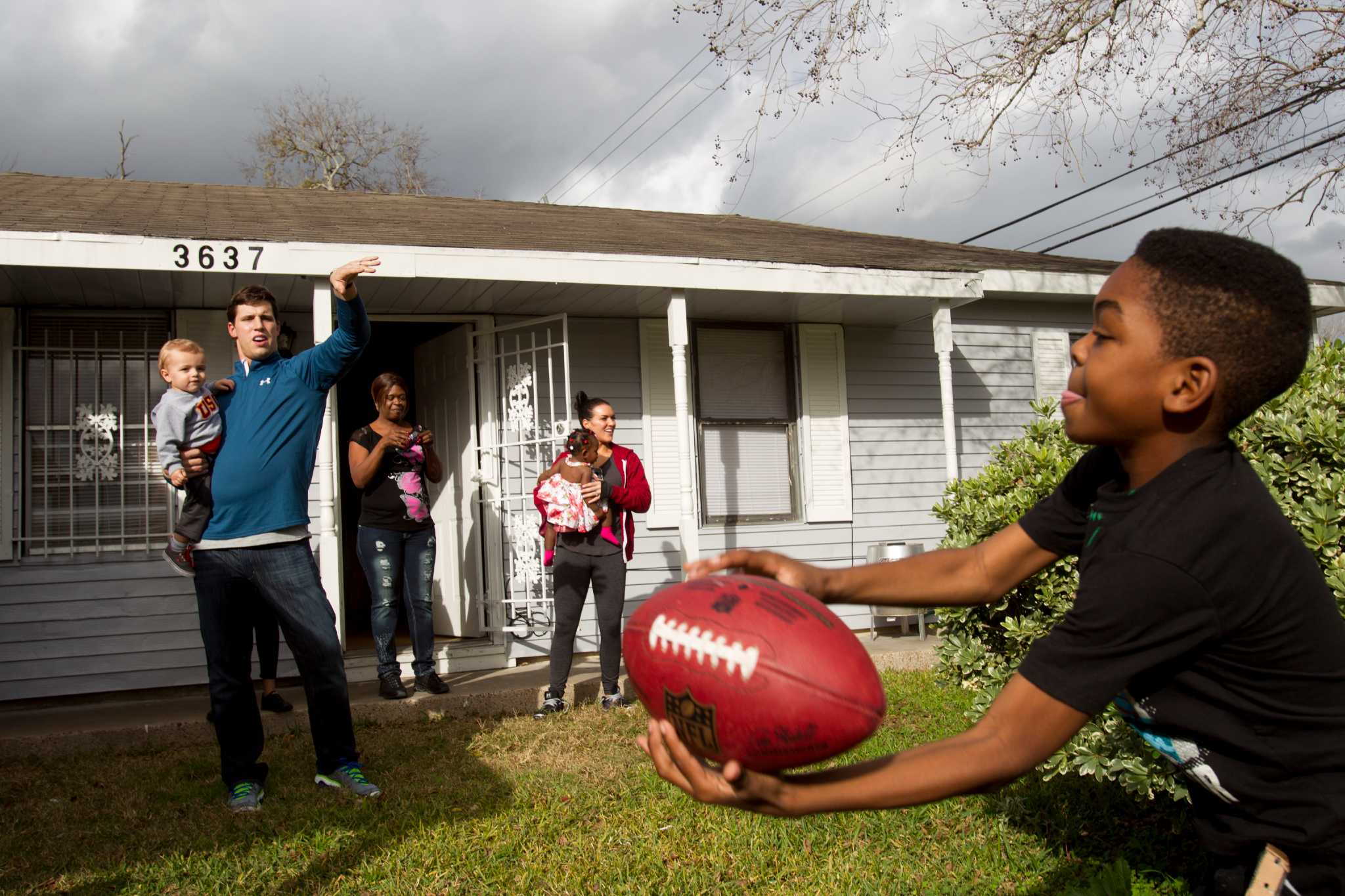 His NFL career left for dead, Texans' Cushing lives for this