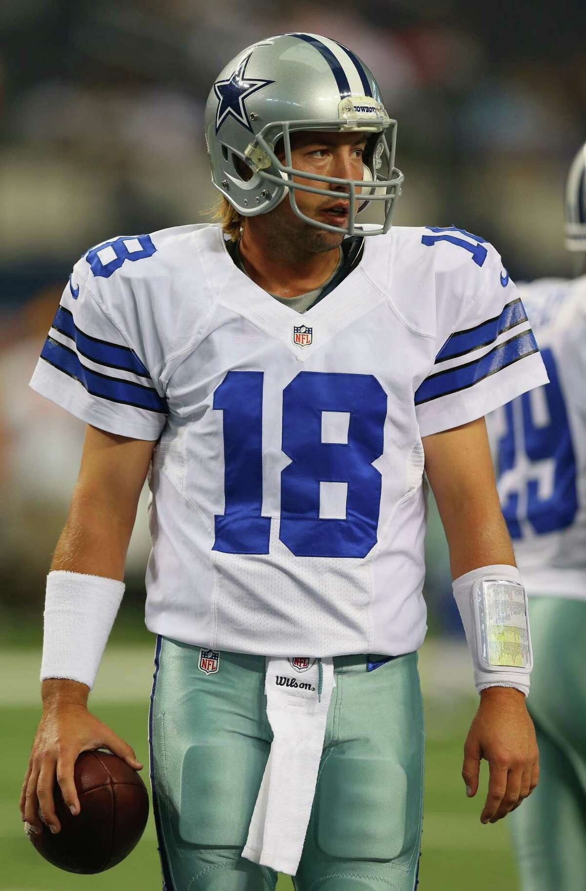ARLINGTON, TX - AUGUST 24: Kyle Orton #18 of the Dallas Cowboys during a preseason game at AT&T Stadium on August 24, 2013 in Arlington, Texas. (Photo by Ronald Martinez/Getty Images) *** Local Caption *** Kyle Orton