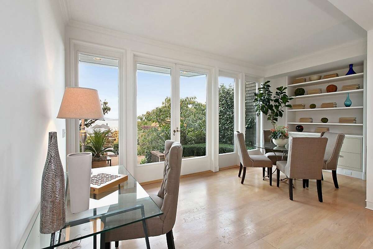 Cow Hollow home includes teak floors, postcard views and yards