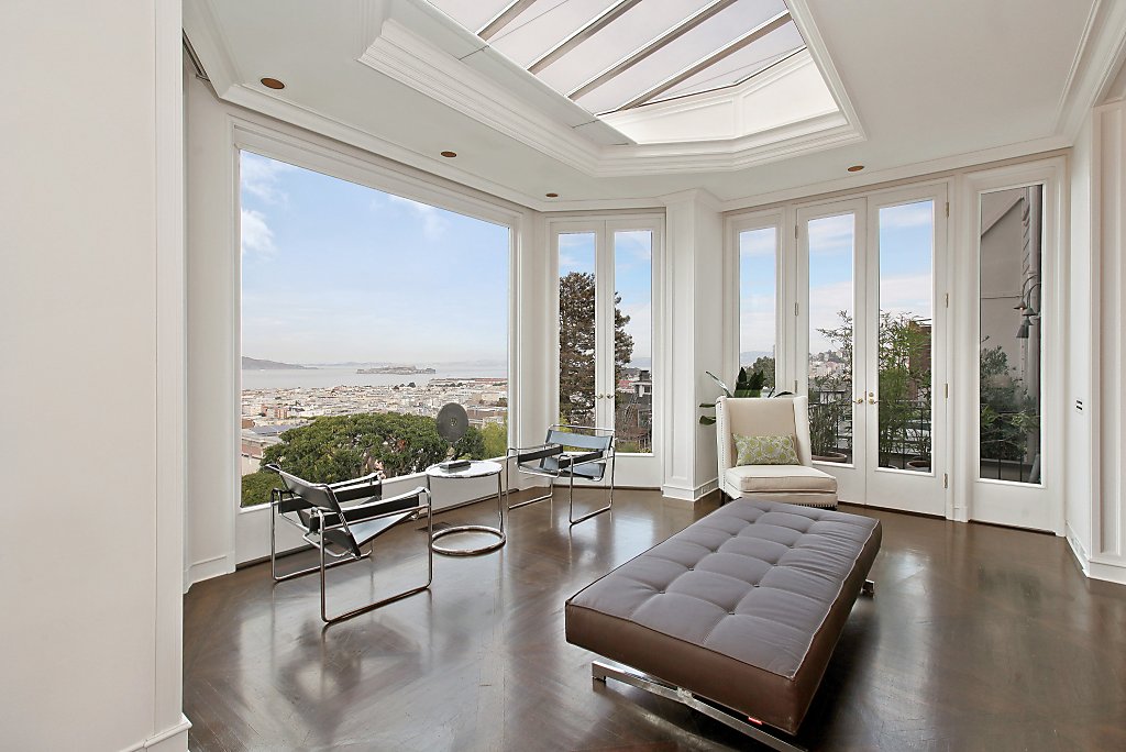 Cow Hollow home includes teak floors, postcard views and yards