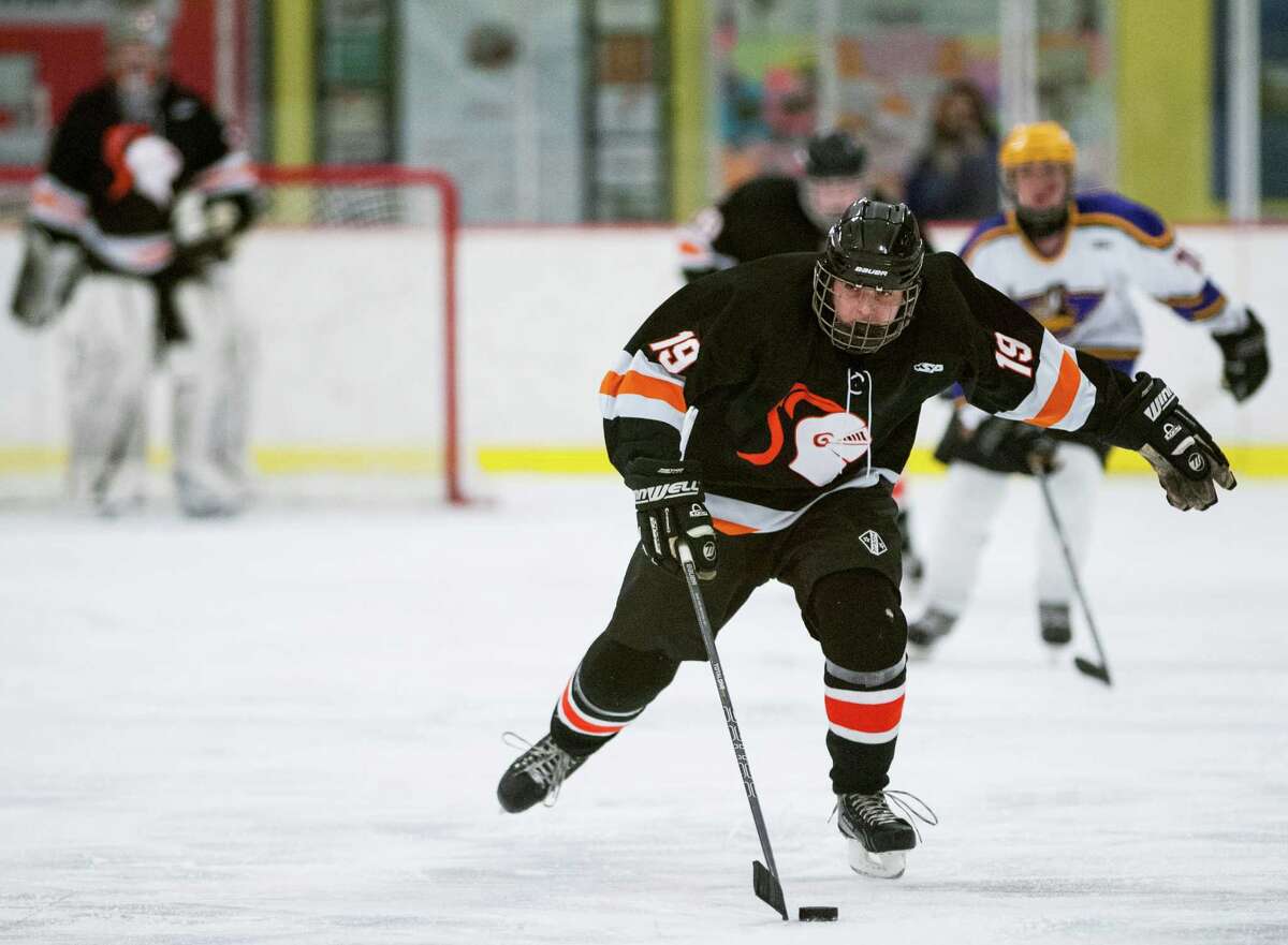 Westhill boys hockey tops Stamford
