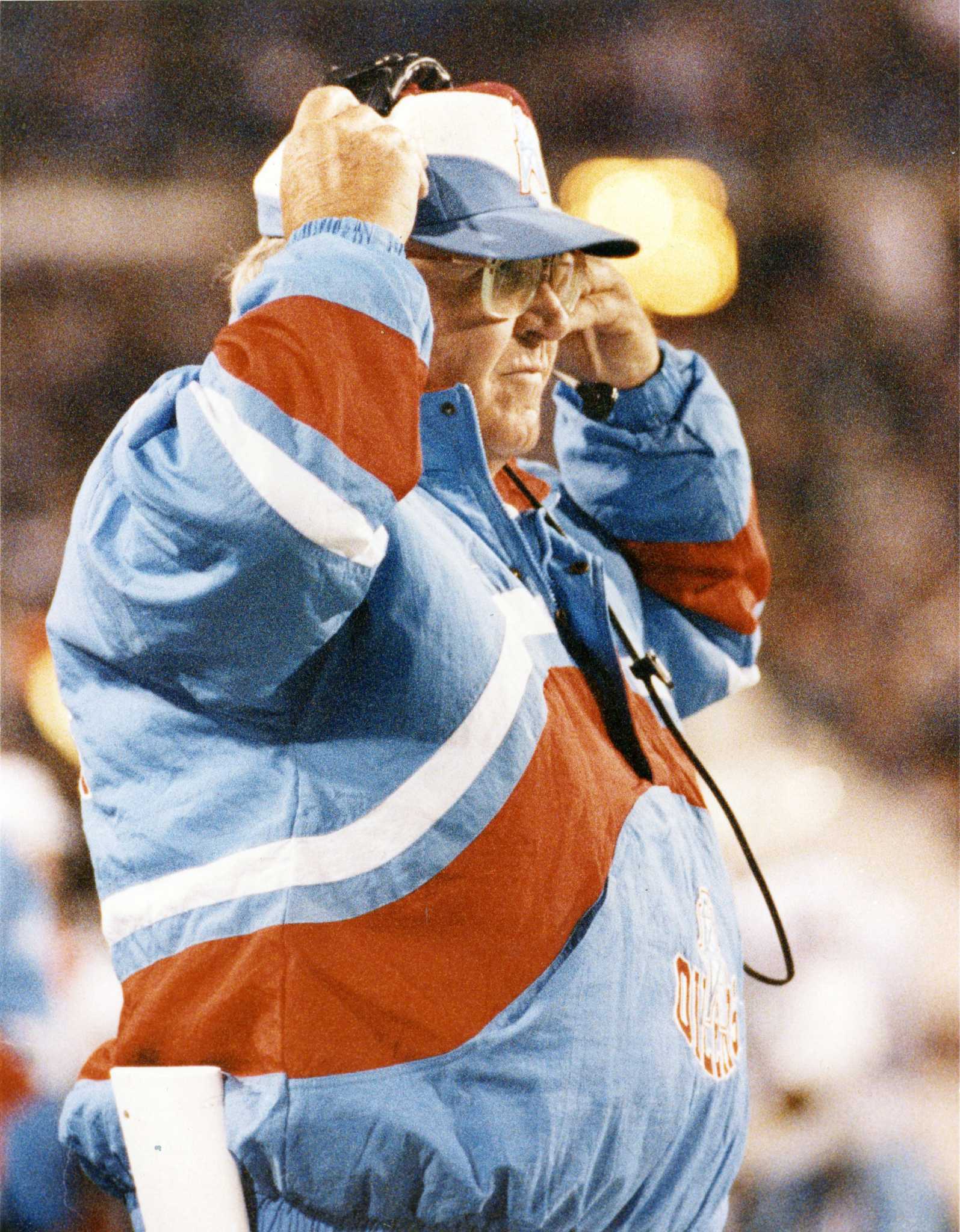 Former Eagles coach, sharp-tongued defensive guru Buddy Ryan dies