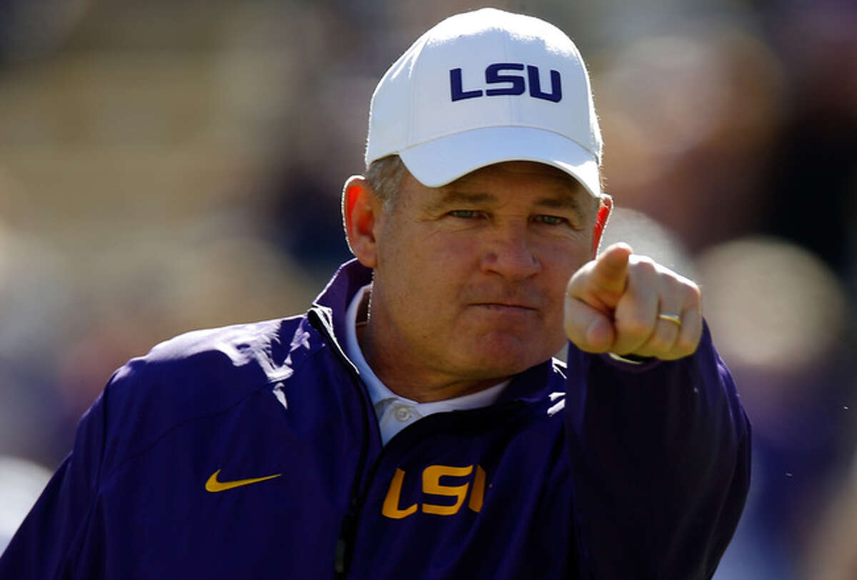 Les Miles reportedly will coach his last game at LSU on Saturday when Texas A&M visits Baton Rouge.Click through the gallery to where Miles ranks among college football's highest-paid coaches.