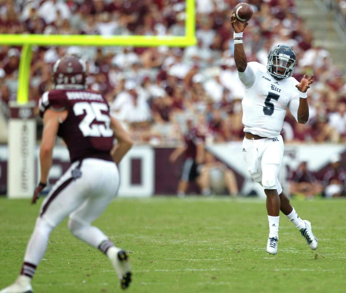 Driphus Jackson has a leg up on replacing Taylor McHargue as Rice's starting quarterback.