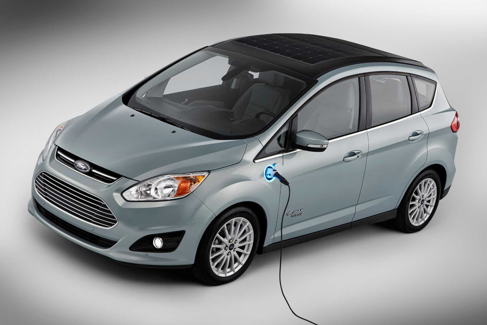 Ford plans for solar hybrid car to shine at gadget show