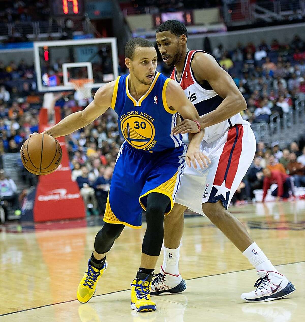 Warriors drop Wizards, extend streak to 9