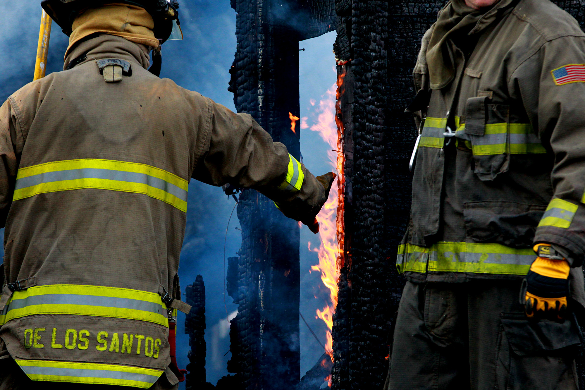 Fire destroys West Side house