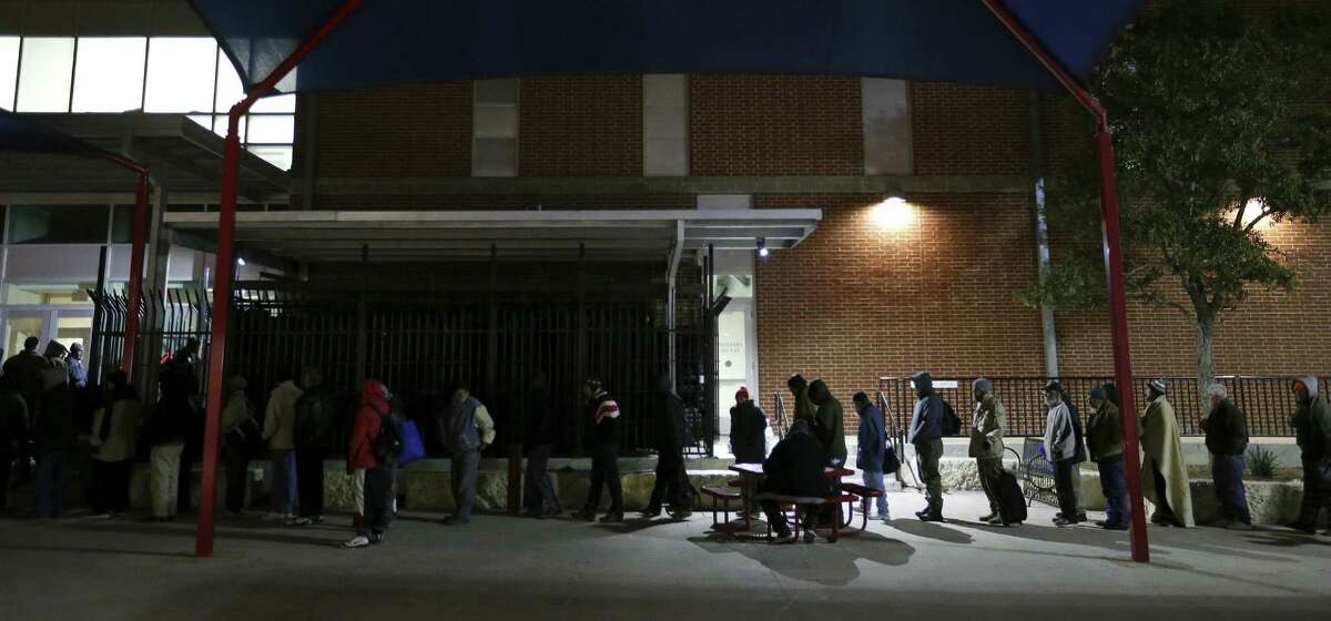 san-antonio-shelters-ready-for-hard-freeze