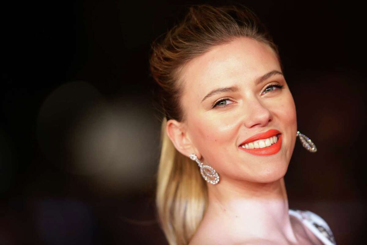 Scarlett Johansson opens up with Cosmopolitan magazine