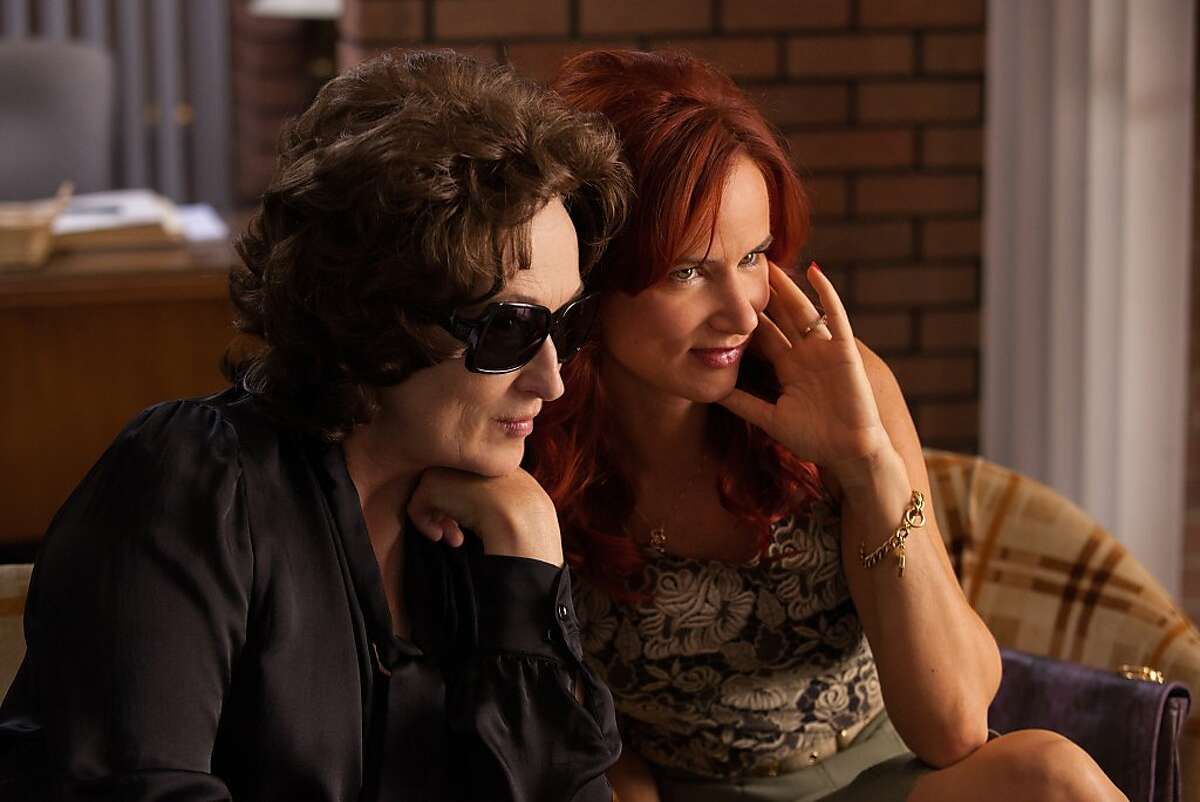 MERYL STREEP and JULIETTE LEWIS star in "August: Osage County." 