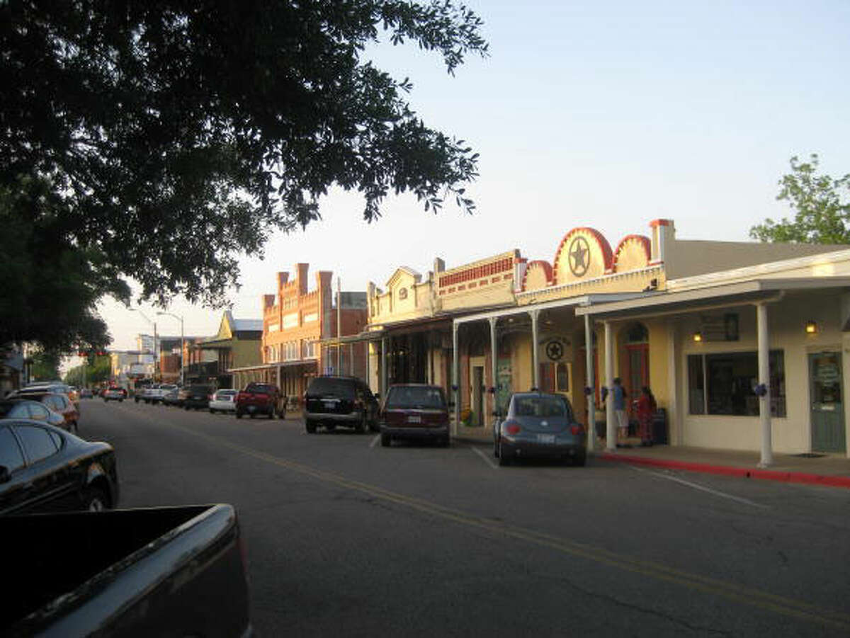From the early 1970s to the present day, the small town of Bastrop has been a filming location for many featured movies. Click through to see some of your favorites. Source: Wiki and IMDB