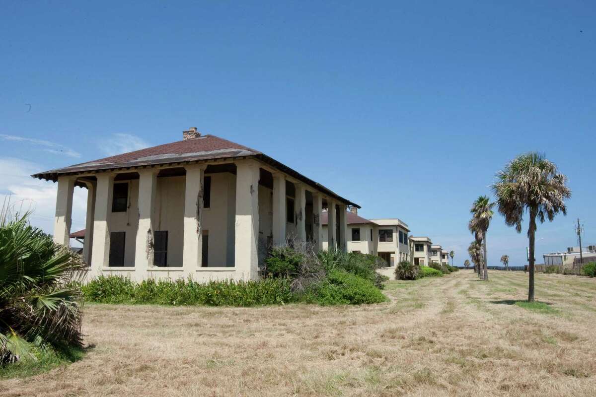 Attempts to save historic Galveston buildings could be near the end