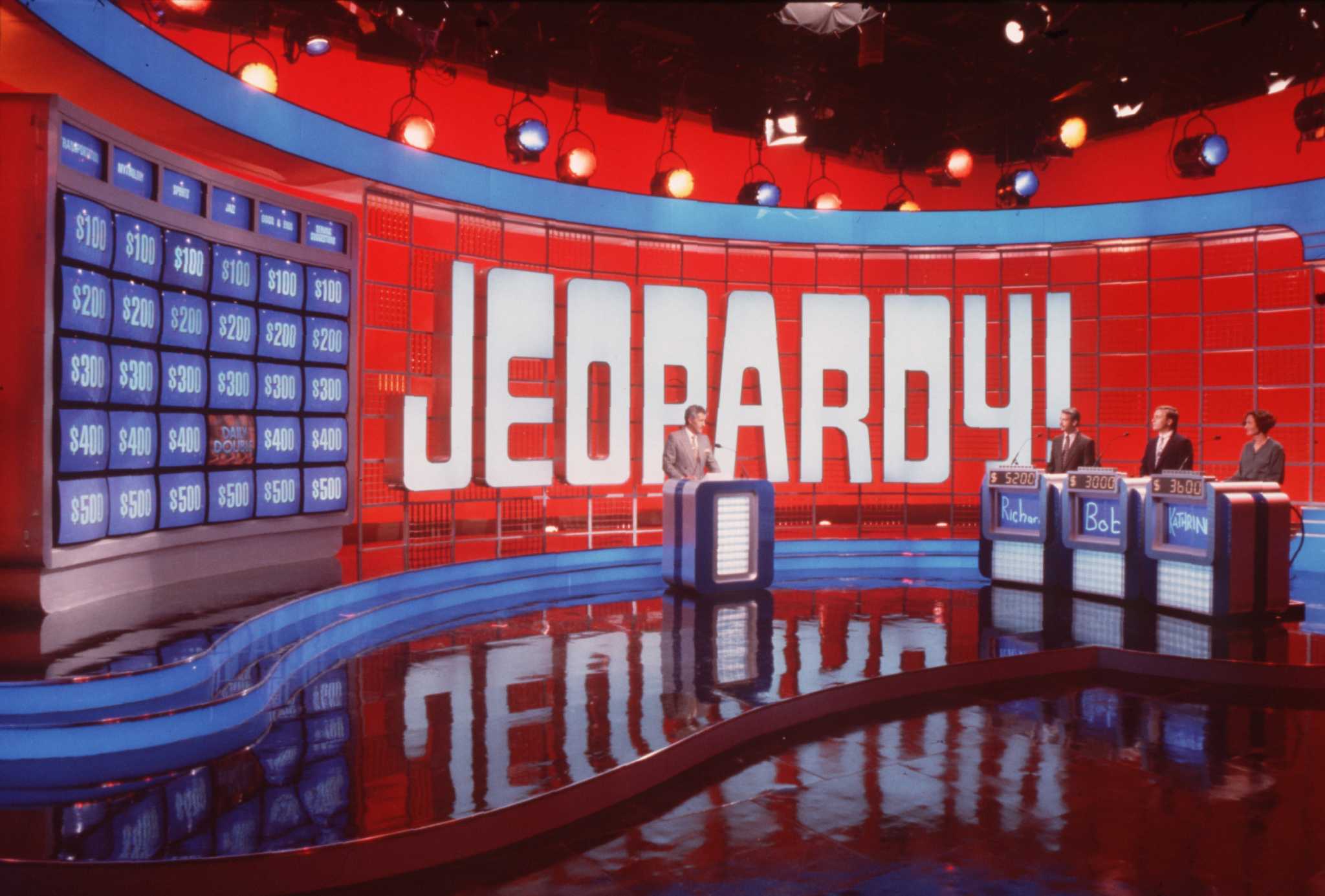 Video game show. Jeopardy. Телевизионные игры. Jeopardy! Телепередача. Студия Gameshow.
