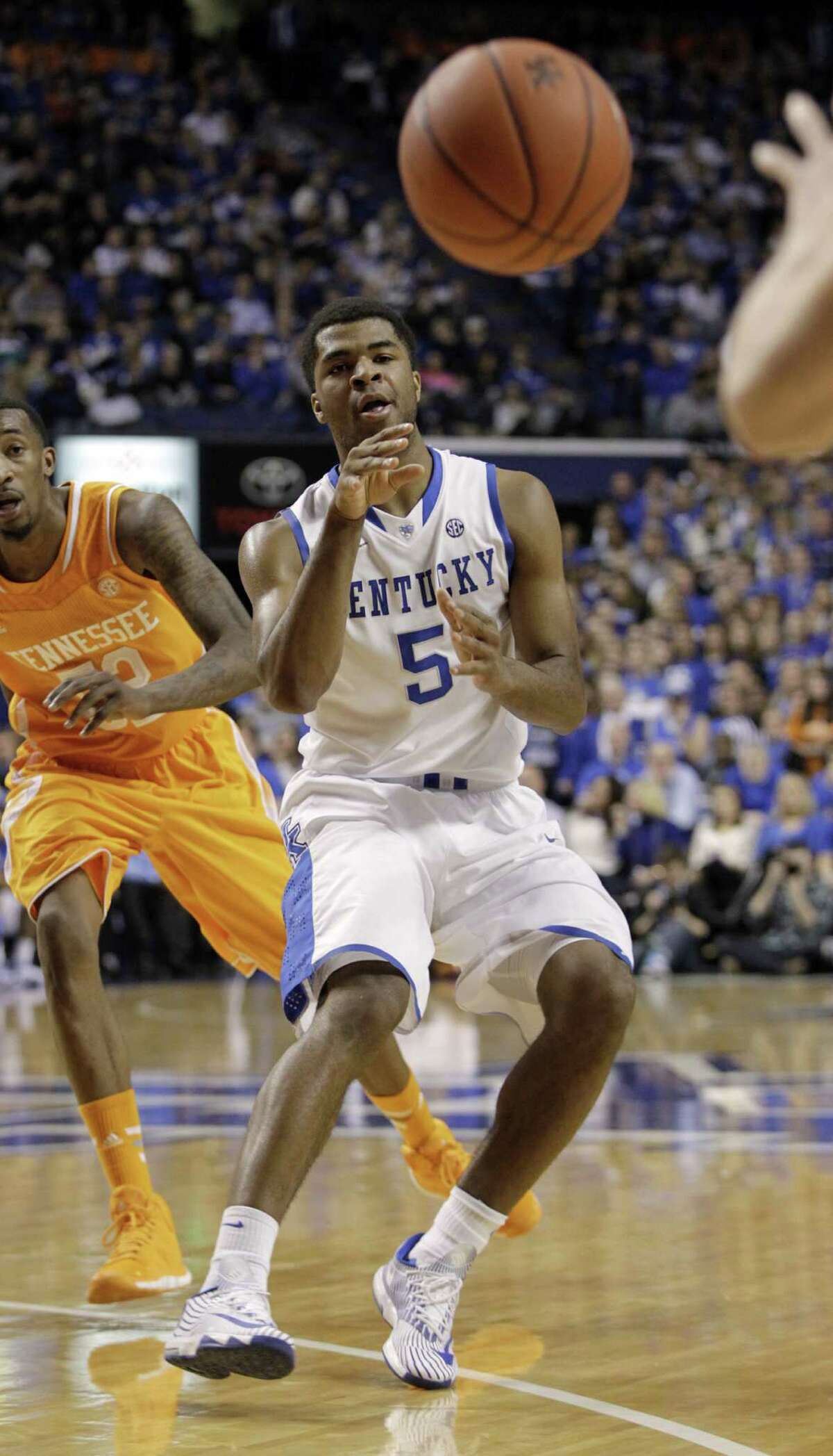 Kentucky's Harrison answers critics with breakout game