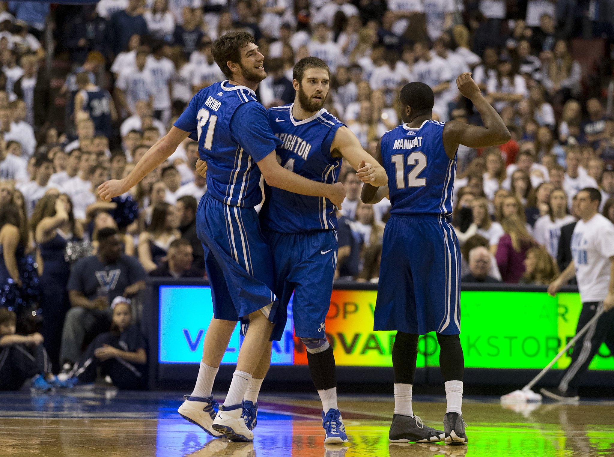 Men's college basketball results, Jan. 20