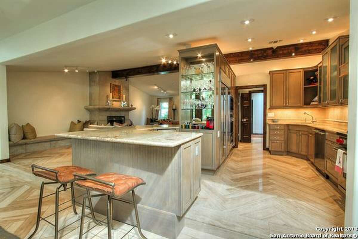 Spacious dream home in Alamo Heights