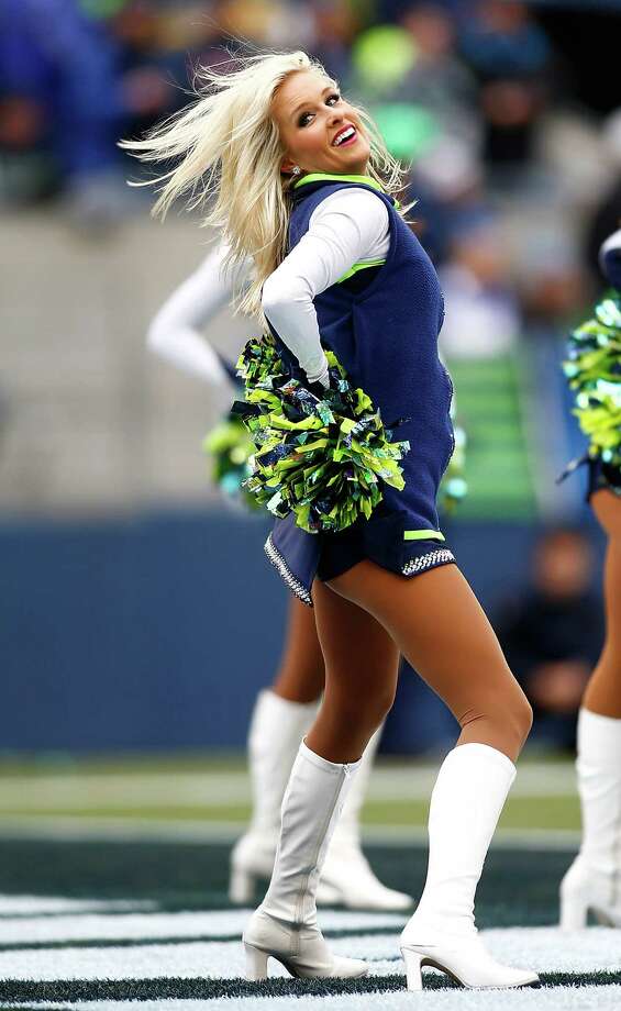 Seattle Seahawks Sea Gals vs. Denver Broncos Cheerleaders - seattlepi.com