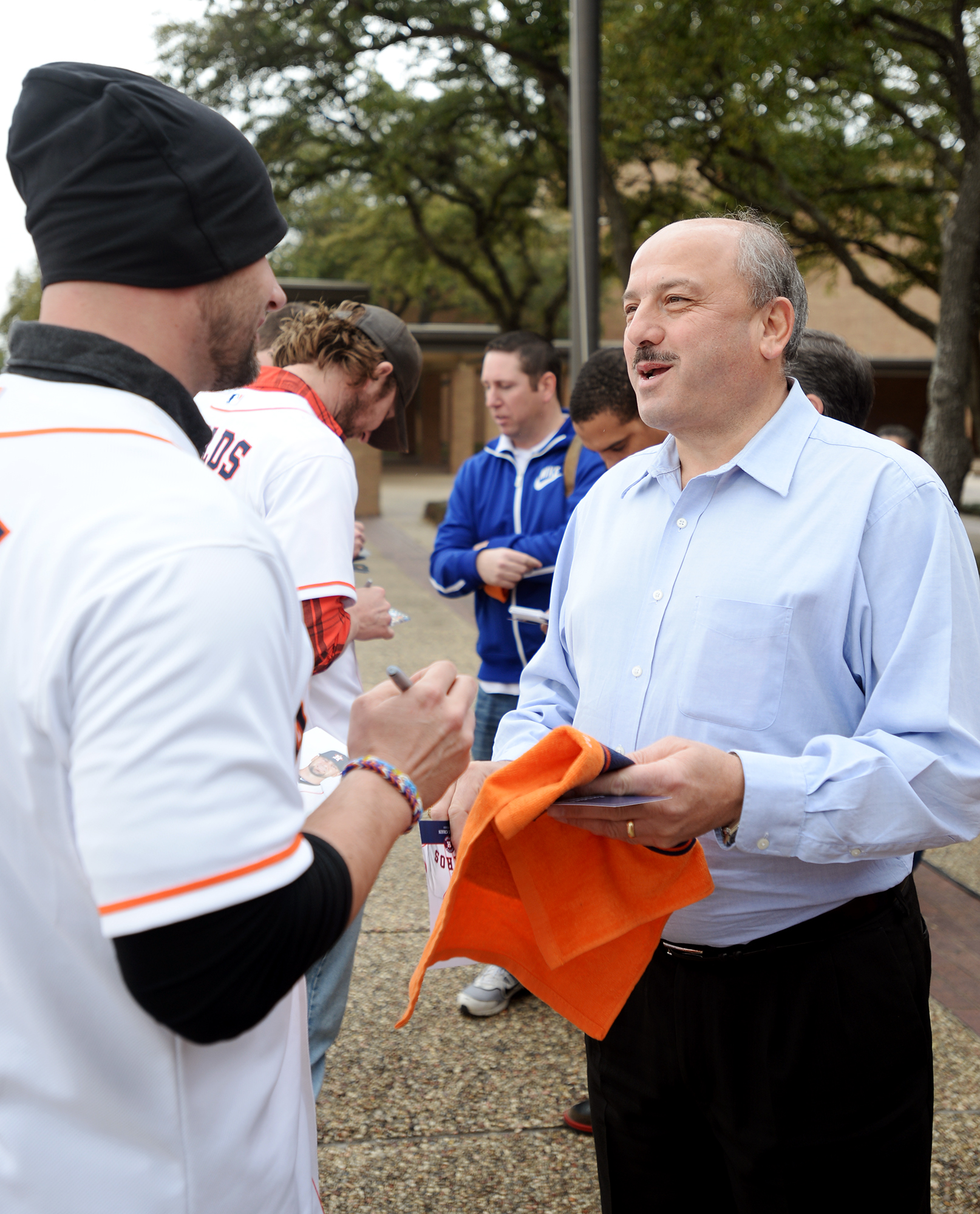 Astros Caravan stops in Beaumont