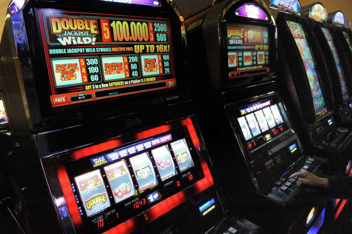 saratoga casino slot machines ruby