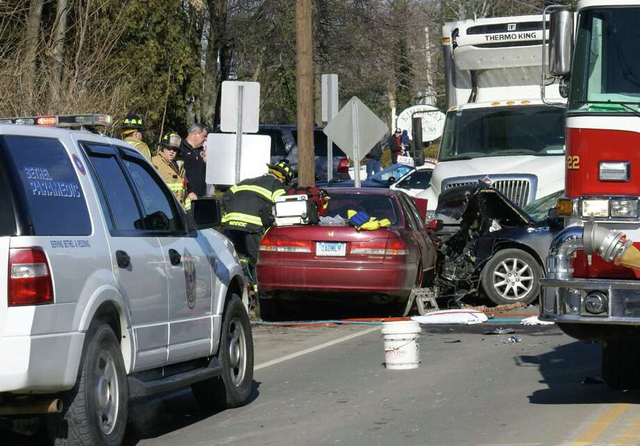Prominent Bethel couple die in crash NewsTimes