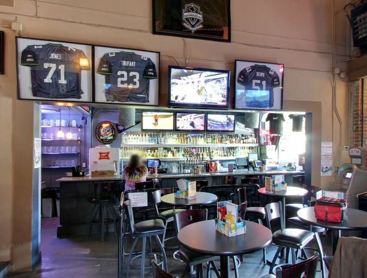 Best Seattle sports bars for Super Bowl XLVIII