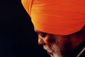 Dr. Lonnie Smith, the doctor of the Hammond B-3 organ, is in