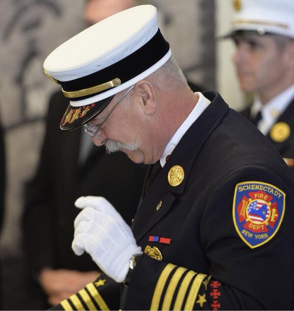 fire-chief-ends-career-of-37-years