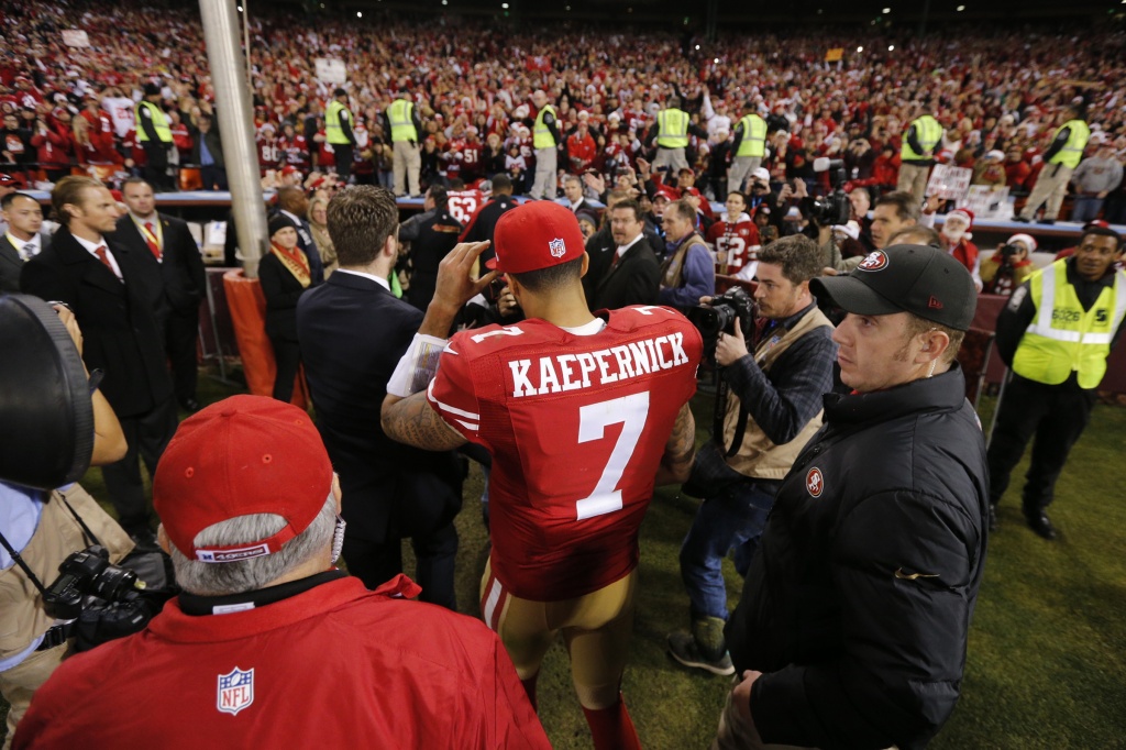 Despite uproar, Kaepernicks number 7 jersey 3rd most popular one