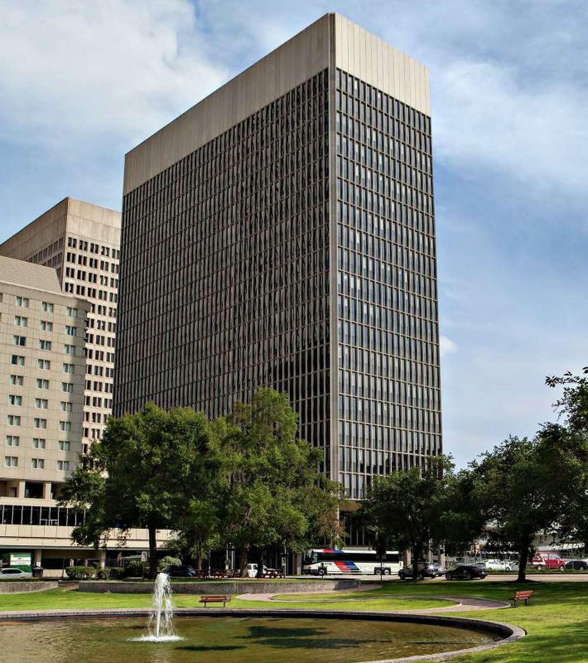 An affiliate of W.P. Carey acquired the 20-story building at 500 Jefferson through its CPA:17-Global real estate investment trust from Brookfield Office Properties.