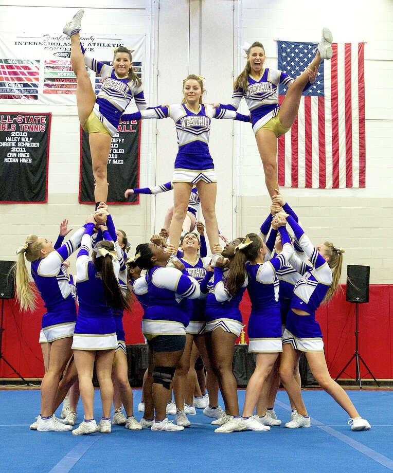 Fairfield Warde wins FCIAC cheerleading title - StamfordAdvocate