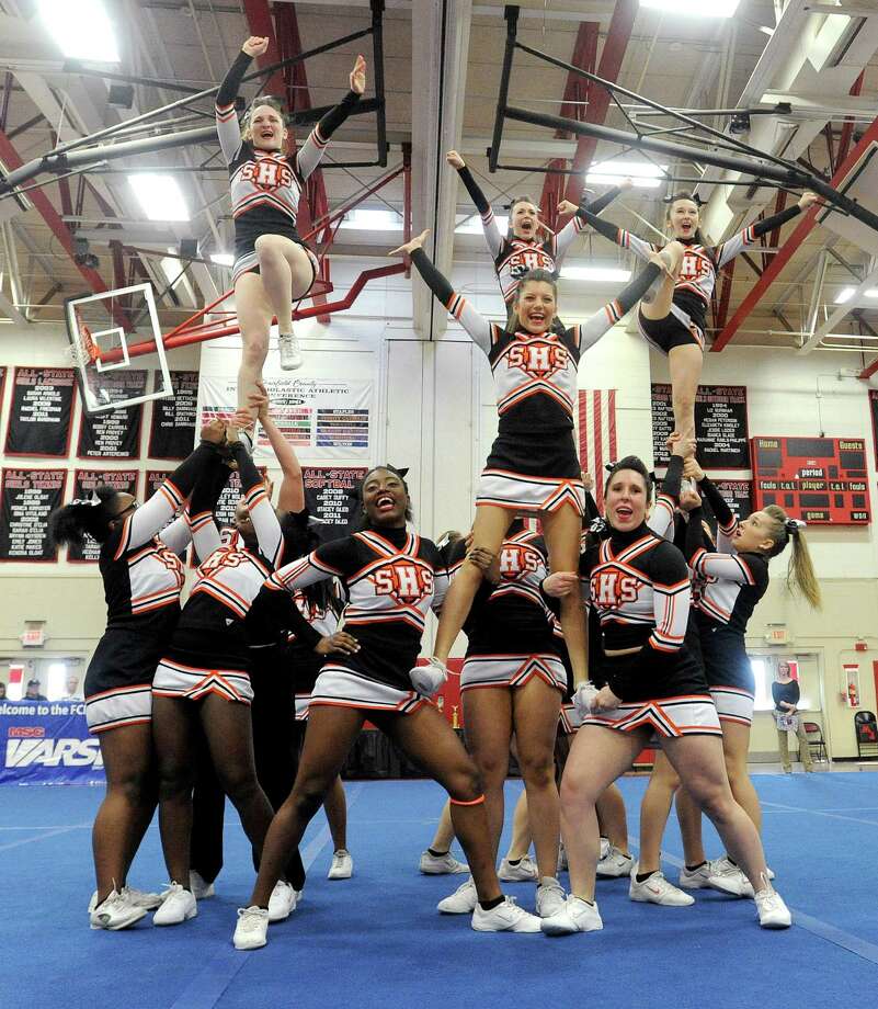 Fairfield Warde wins FCIAC cheerleading title - StamfordAdvocate