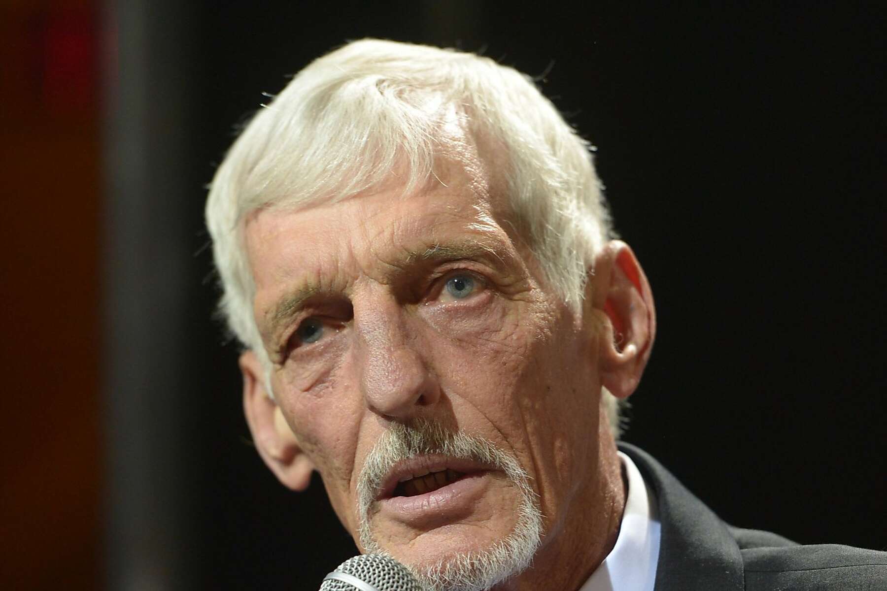 Strahan, punter Ray Guy among 7 elected to football Hall of Fame