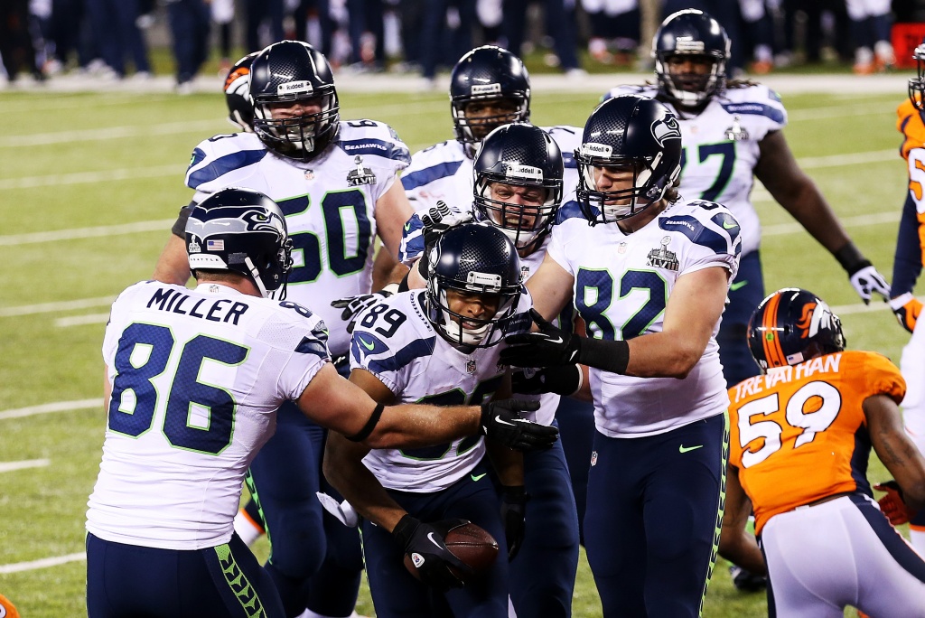 Arizona Cardinals-Seattle Seahawks Color Rush uniforms are hideous combo