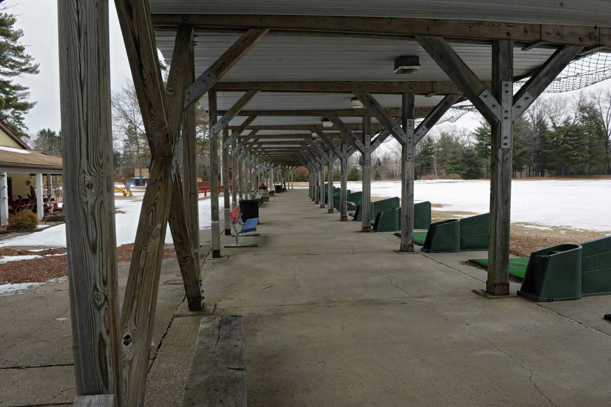 Tanski wants apartments to replace driving range