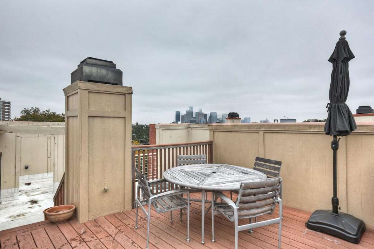 Affordable townhomes inside the 610 Loop