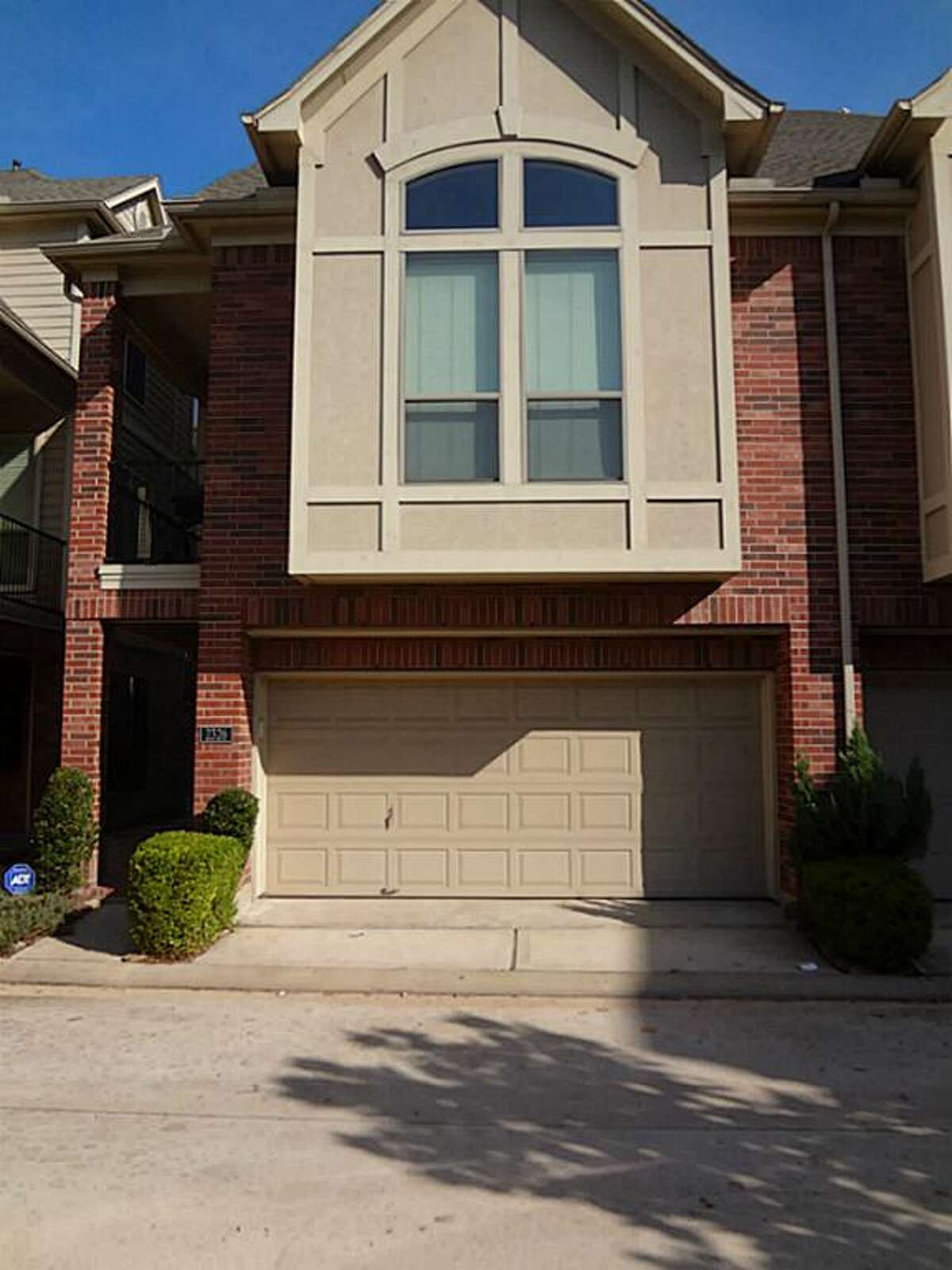 Affordable townhomes inside the 610 Loop