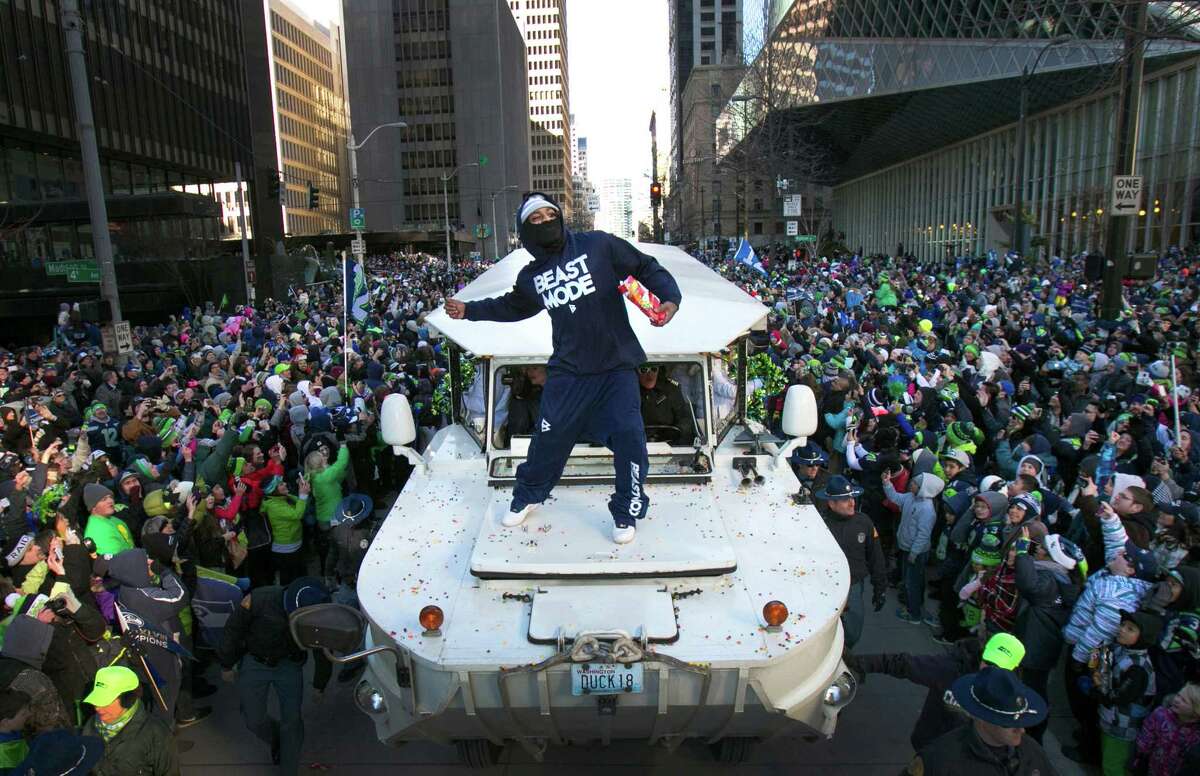 Seattle turns up for Seahawks Super Bowl parade - The Columbian