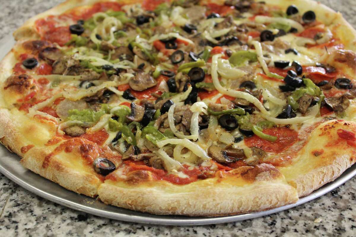 Best pizza delivery joints in San Antonio according to Yelp