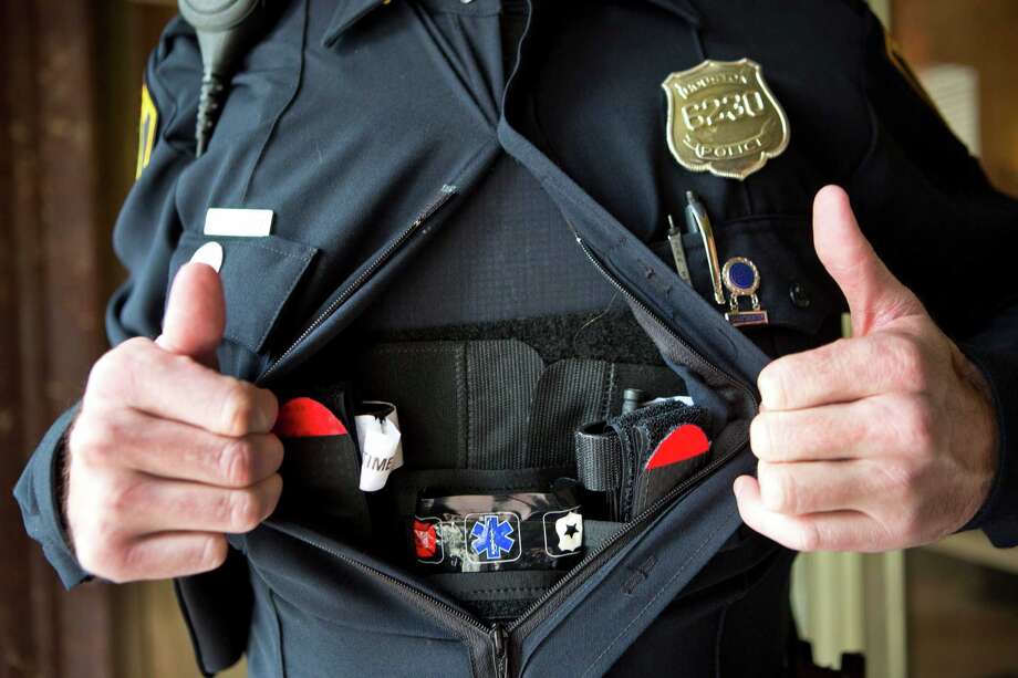 Police being armed with combat tourniquets Houston Chronicle