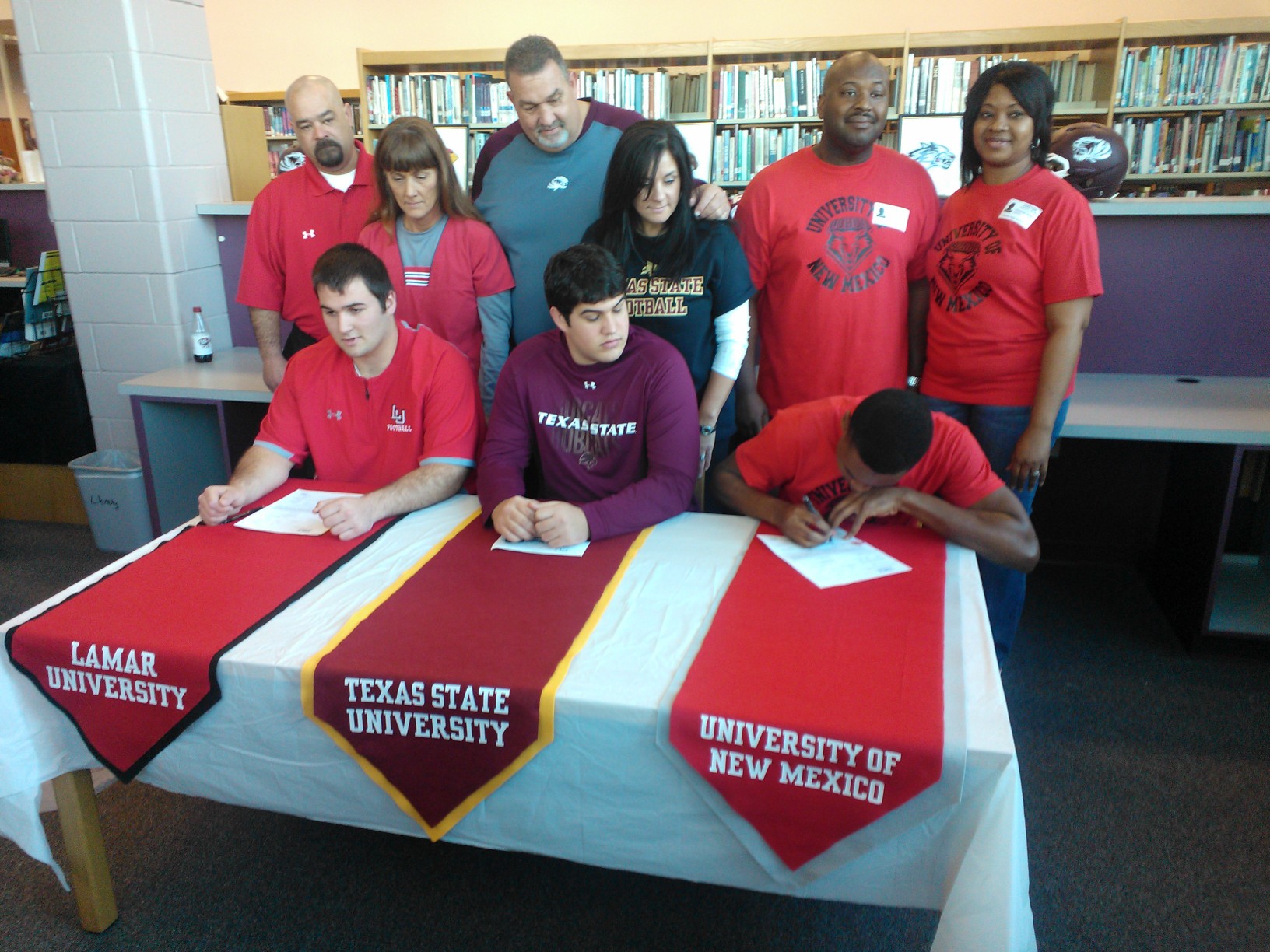 3 from Silsbee sign on the line