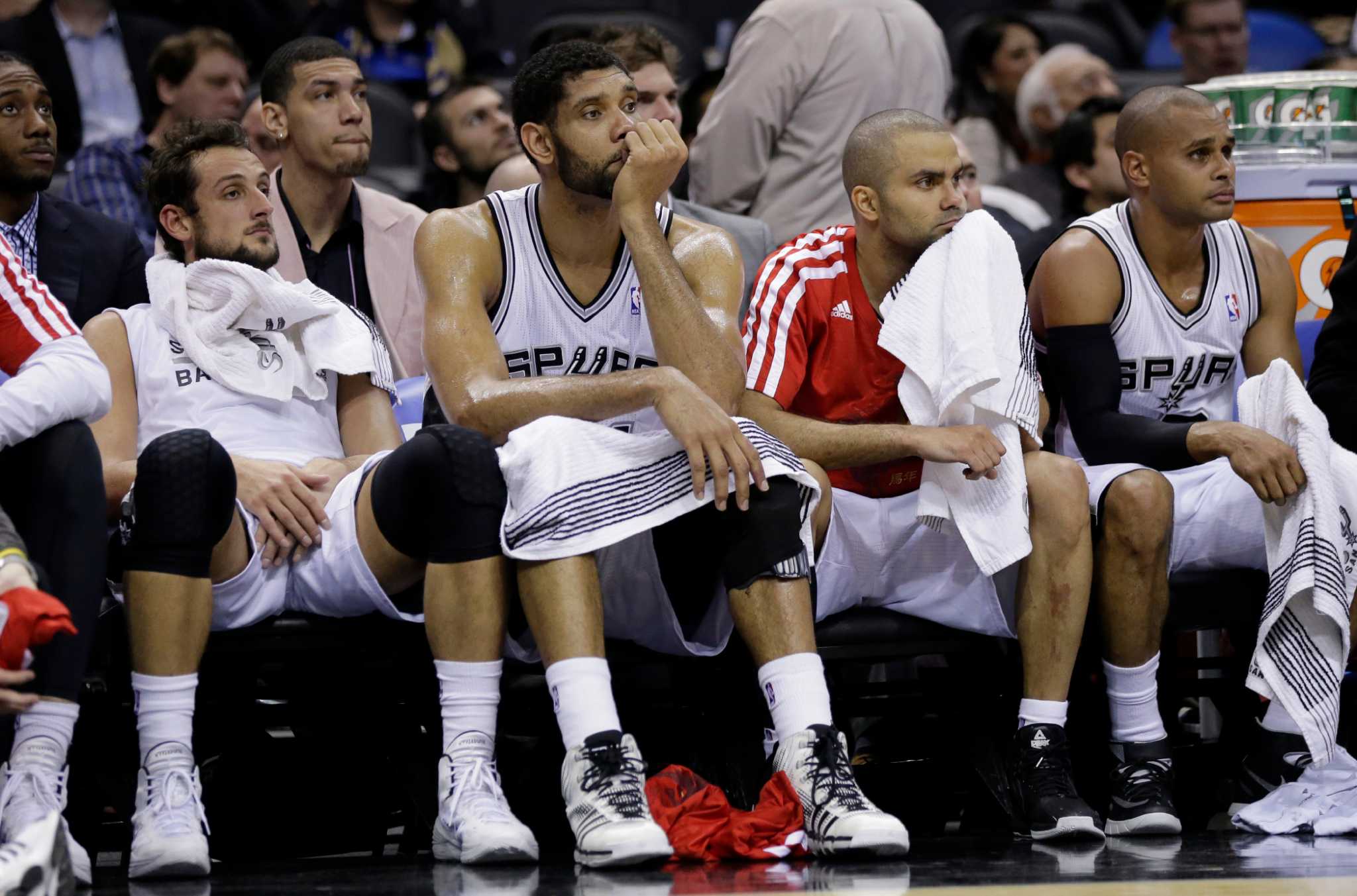 Spurs great Tony Parker tells ESPN playing with Tim Duncan during Hall of  Fame career was an 'honor